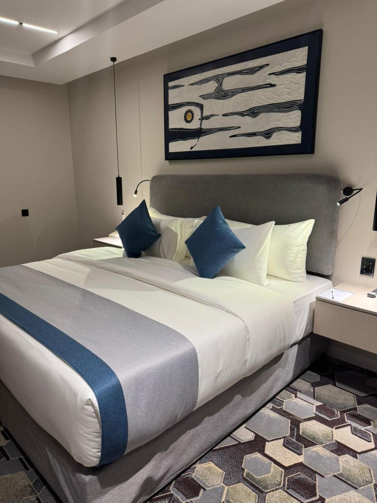 Continent Al Waha Hotel 4*