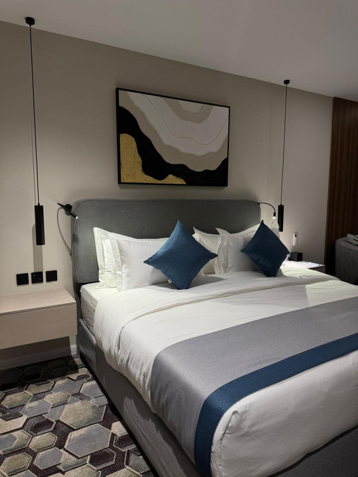 Hotel Continent Al Waha 4*